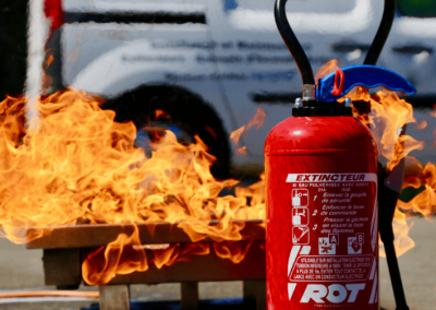 Des extincteurs pour lutter contre le départ de feu