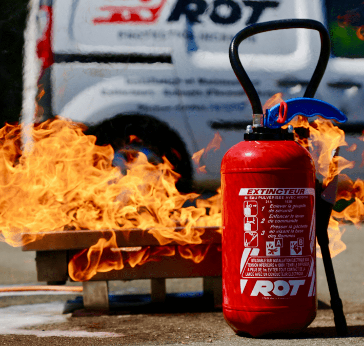 Des extincteurs pour lutter contre le départ de feu